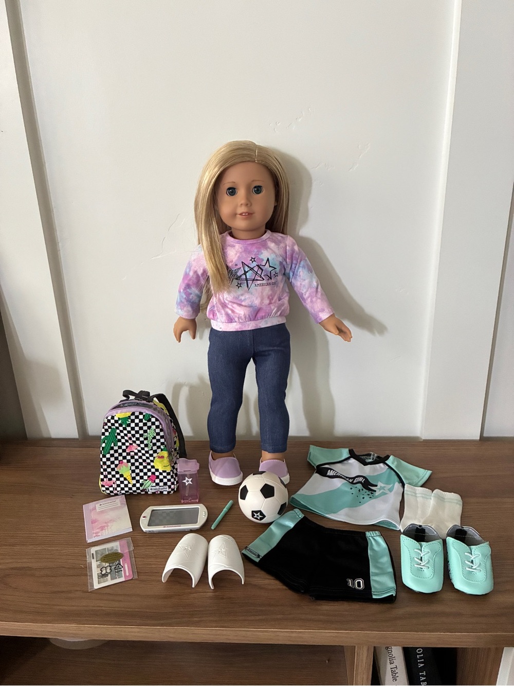 American Girl Truly Me School Day to Soccer Play #27 Doll Set